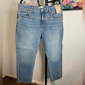Madewell 90’s straight petite jeans. NWT.  Size 33p.  Excellent condition!
